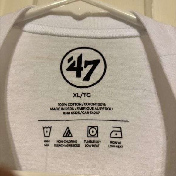 Pittsburgh Penguins 2016 Stanley Cup Champs Size XL T-Shirt *New* - Picture 3 of 5